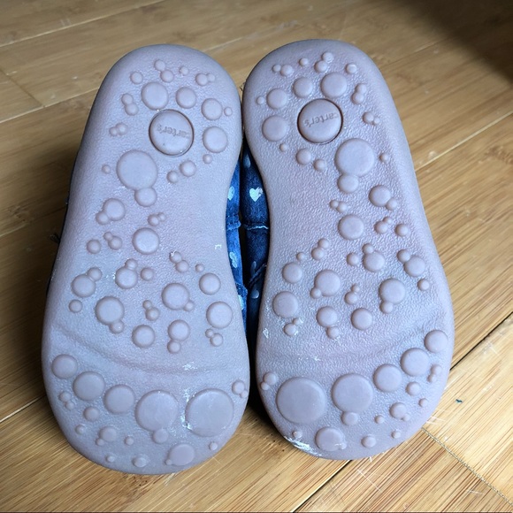 Carters Stage 2 heart print bootie silver/navy 5 - Picture 2 of 2